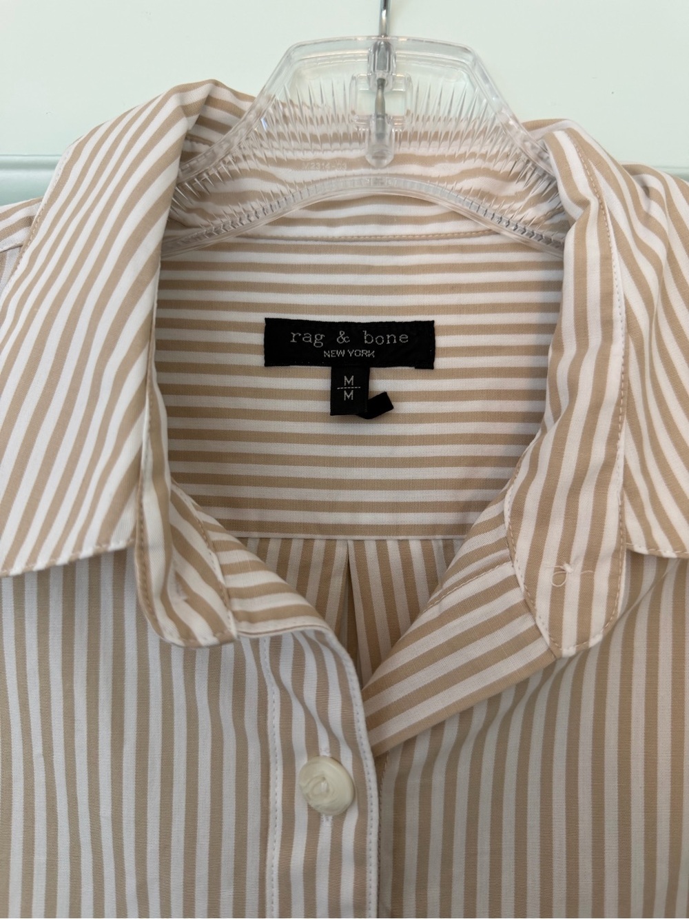 Woman’s Rag and Bone button down - Picture 2 of 2